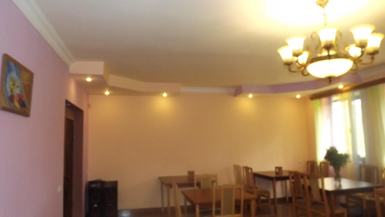 Nectar Hotel Dilijan Exterior photo