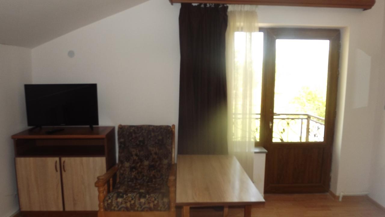 Nectar Hotel Dilijan Exterior photo